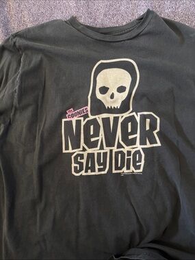 The Goonies "Never Say Die" Skull Graphic Tee - Black